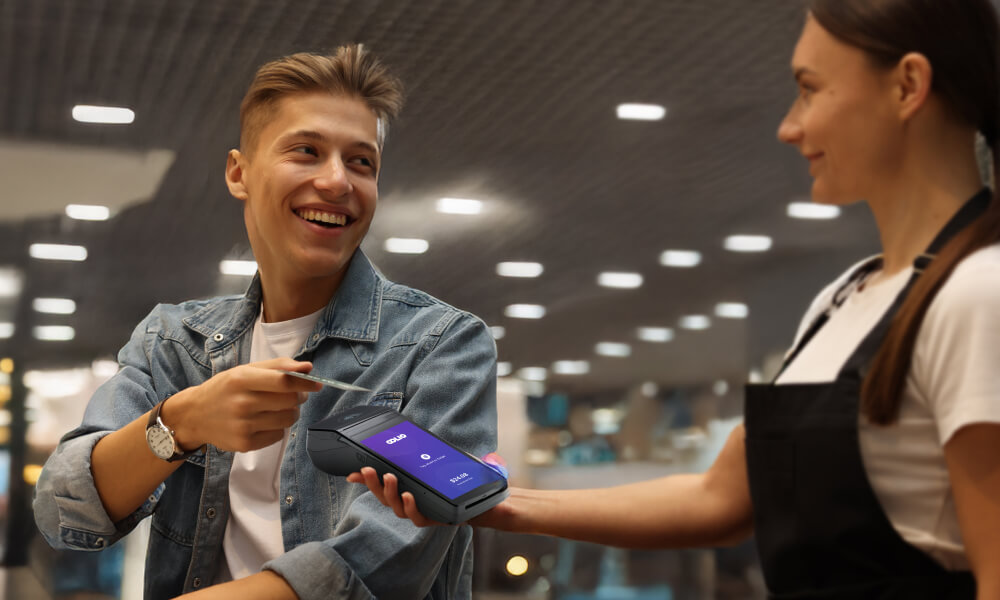 Paying using card with an Oolio terminal